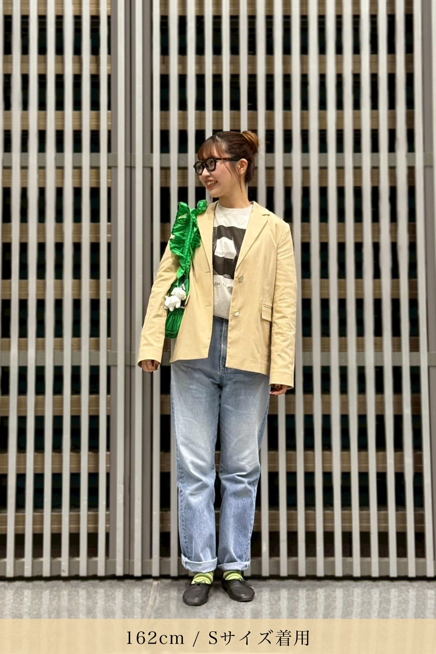 Leave space Tシャツ